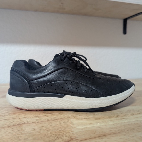 Clarks Unstructured Sneakers / 7.5 - Picture 1 of 8